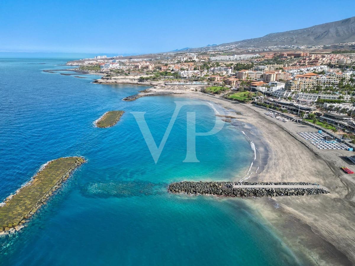 4 sovrum Villa till salu i Costa Adeje med pool garage - 2 500 000 € (Ref: 10131374)