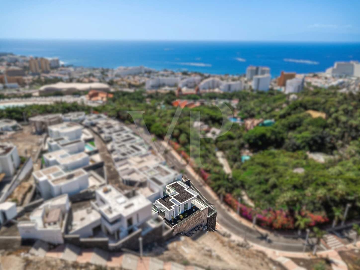 4 sovrum Villa till salu i Costa Adeje med pool garage - 2 500 000 € (Ref: 10131374)