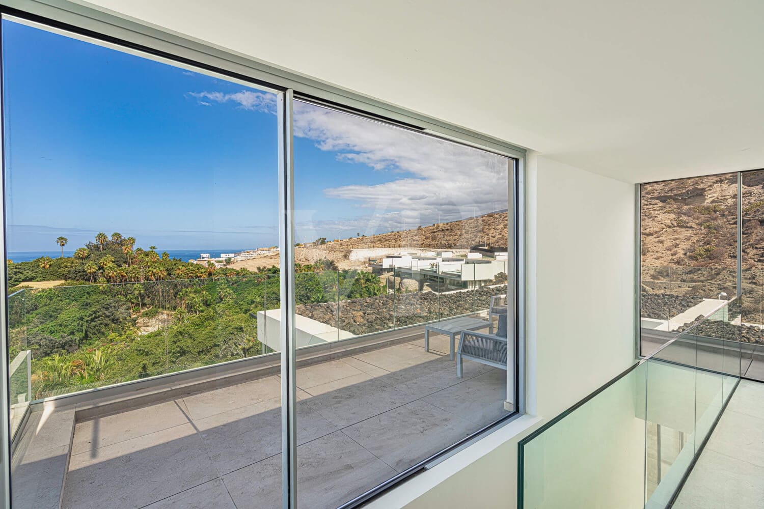 4 sovrum Villa till salu i Costa Adeje med pool garage - 2 500 000 € (Ref: 10131374)