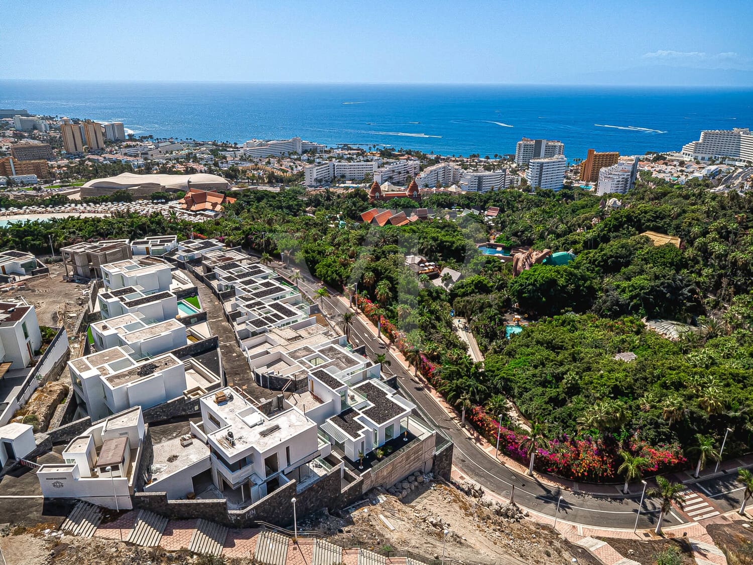 4 sovrum Villa till salu i Costa Adeje med pool garage - 2 500 000 € (Ref: 10131374)