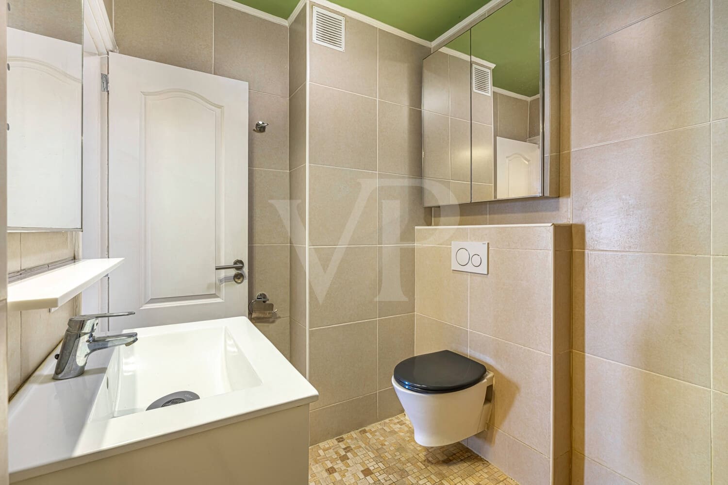 1 Zimmer Wohnung zu verkaufen in Los Cristianos mit Pool - 395.000 € (Ref: 10139184)