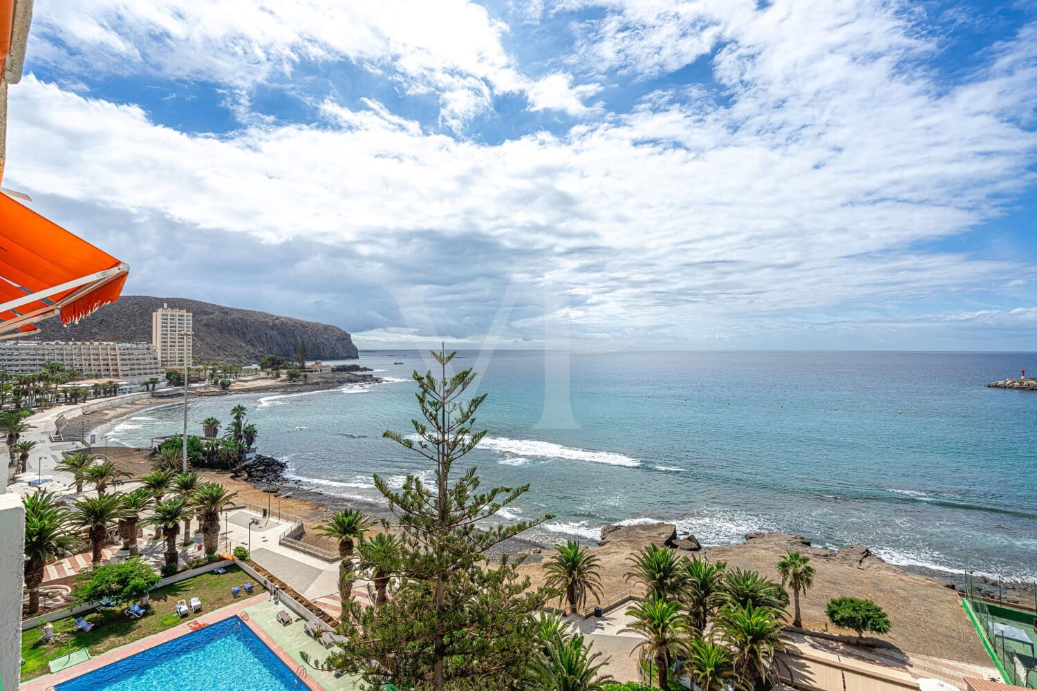 1 Zimmer Wohnung zu verkaufen in Los Cristianos mit Pool - 395.000 € (Ref: 10139184)
