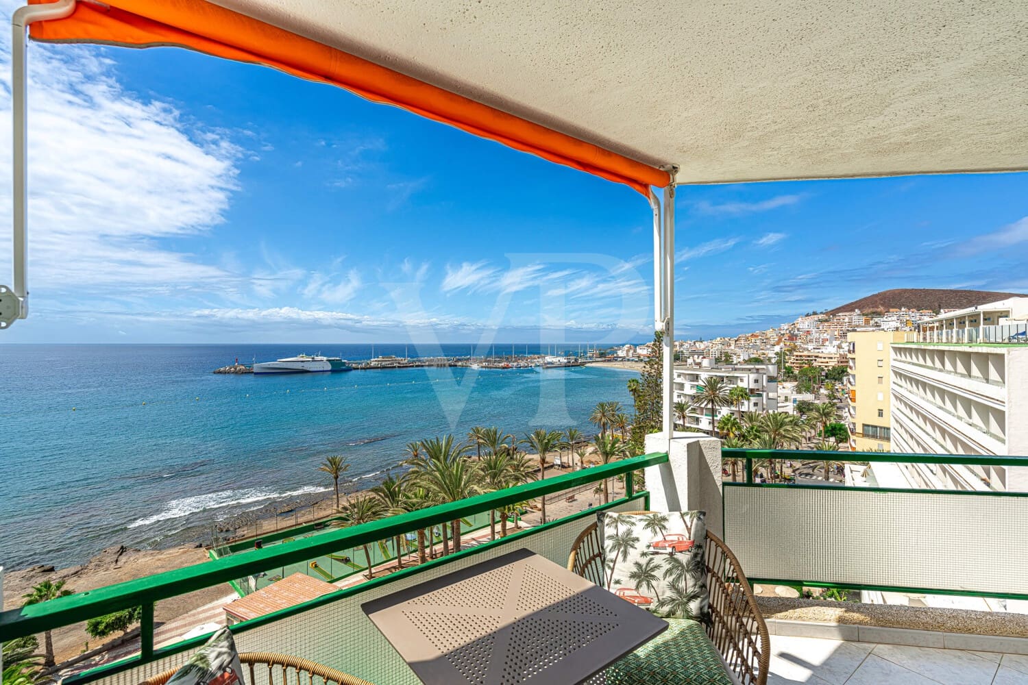 1 Zimmer Wohnung zu verkaufen in Los Cristianos mit Pool - 395.000 € (Ref: 10139184)
