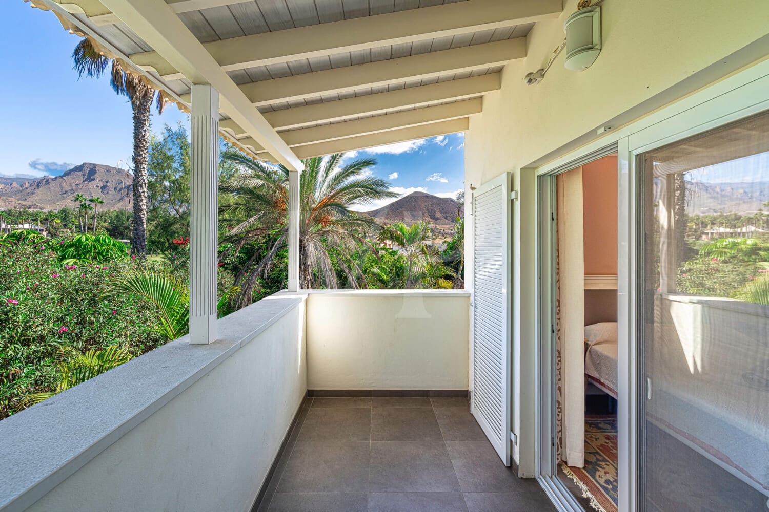 4 chambre Maison de Ville à vendre à Los Cristianos avec piscine garage - 1 297 000 € (Ref: 10186549)