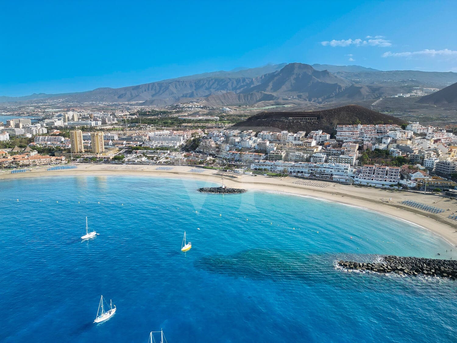 4 chambre Maison de Ville à vendre à Los Cristianos avec piscine garage - 1 297 000 € (Ref: 10186549)