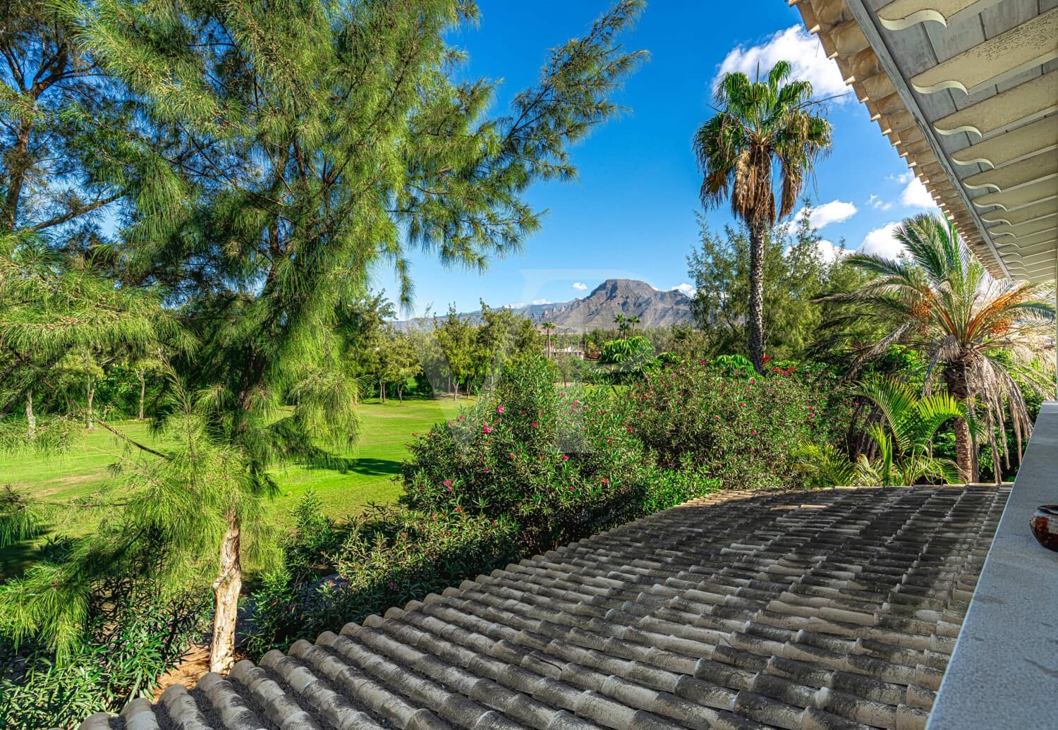 4 chambre Maison de Ville à vendre à Los Cristianos avec piscine garage - 1 297 000 € (Ref: 10186549)