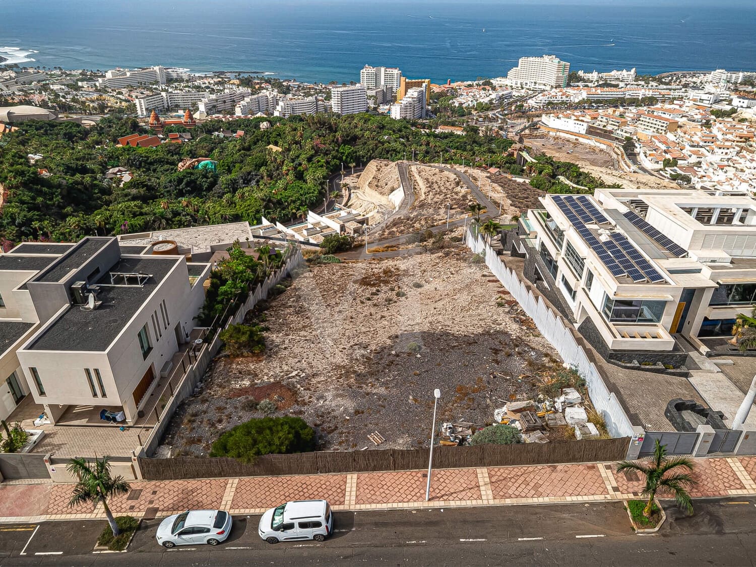 Grond te koop in Costa Adeje - € 3.950.000 (Ref: 10186550)