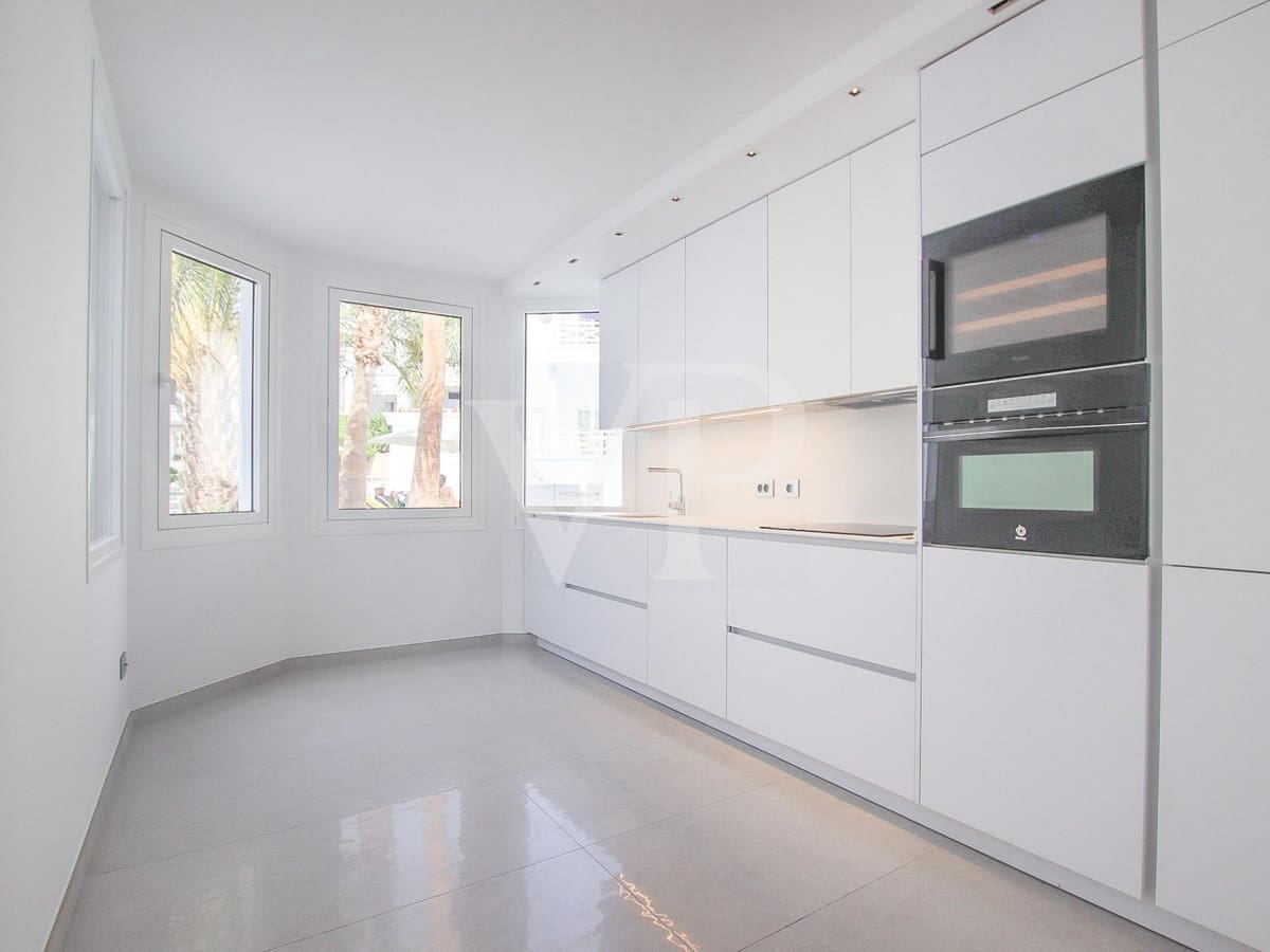 3 soveværelse Rækkehus til salg i Fanabe med swimmingpool - € 1.400.000 (Ref: 7049141)