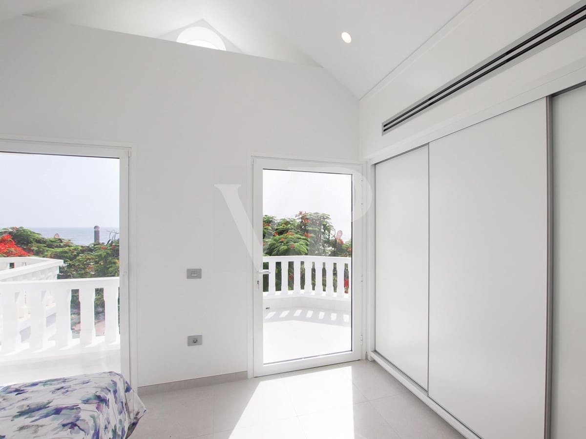 3 soveværelse Rækkehus til salg i Fanabe med swimmingpool - € 1.400.000 (Ref: 7049141)