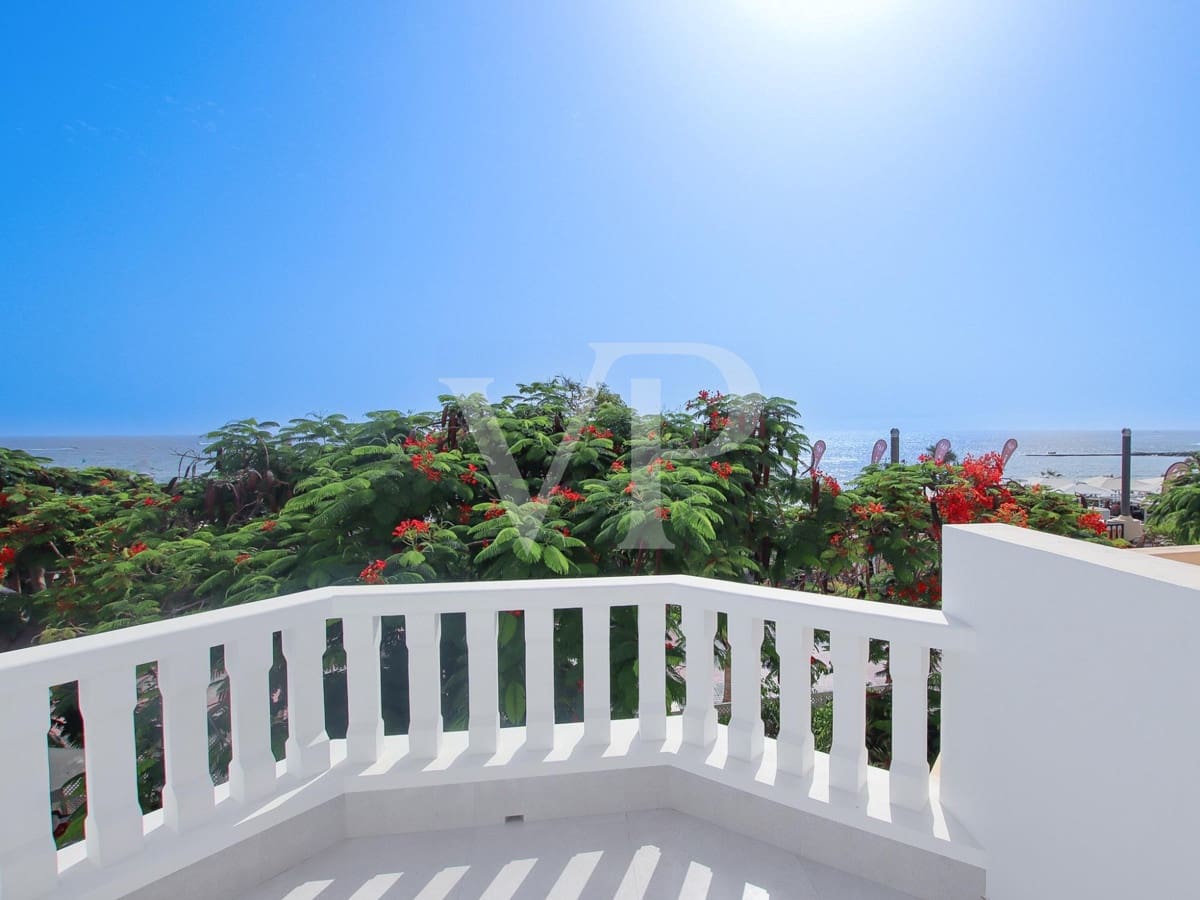 3 soveværelse Rækkehus til salg i Fanabe med swimmingpool - € 1.400.000 (Ref: 7049141)