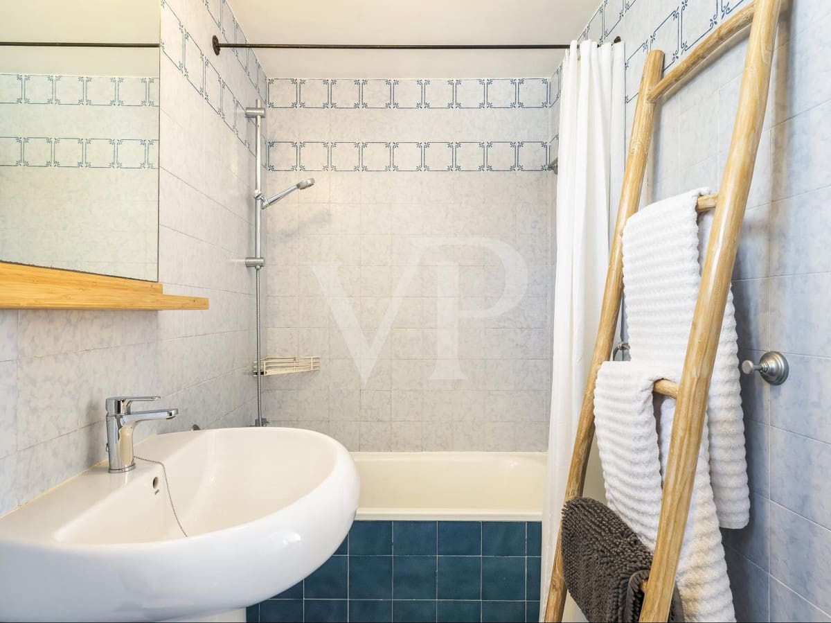 6 soveværelse Villa til salg i Playa de las Americas med swimmingpool - € 2.500.000 (Ref: 7190329)