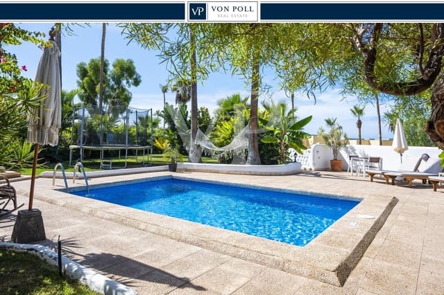 6 soveværelse Villa til salg i Playa de las Americas, Arona med swimmingpool - € 2.500.000 (Ref: 7190329)