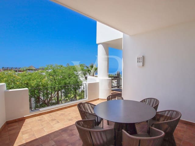 2 slaapkamer Flat te koop in Playa San Juan, Guía de Isora met zwembad - € 725.000 (Ref: 7573686)