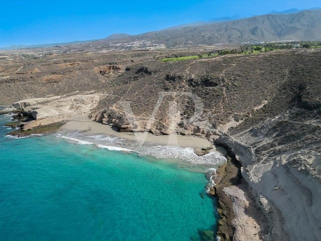 Undeveloped Land for sale in Playa del Duque, Adeje - € 2,650,000 (Ref: 7686868)