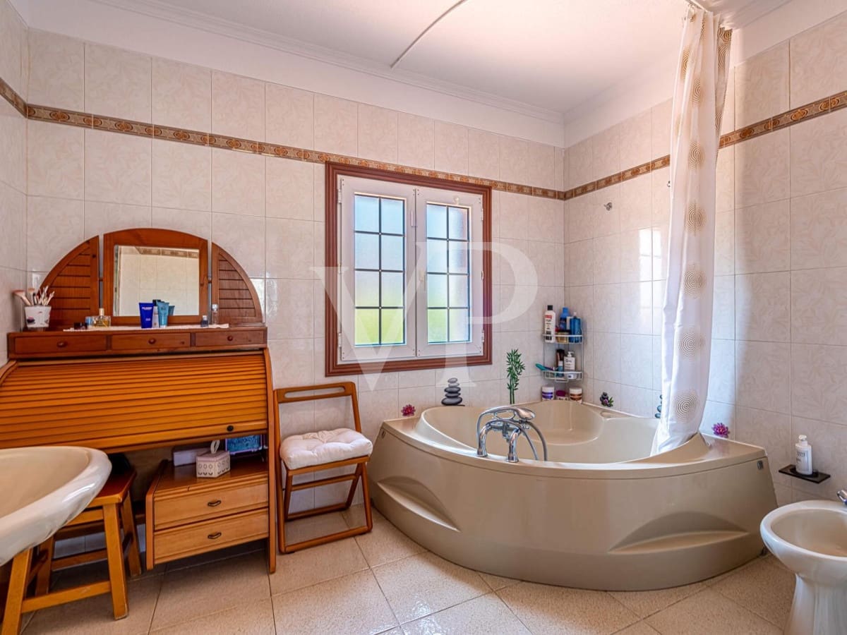 3 chambre Maison de Ville à vendre à Adeje avec piscine - 1 250 000 € (Ref: 7750582)