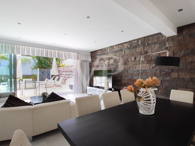 Chalet de 5 habitaciones en La Caleta Adeje, Adeje en venta con piscina - 3.200.000 € (Ref: 7803937)