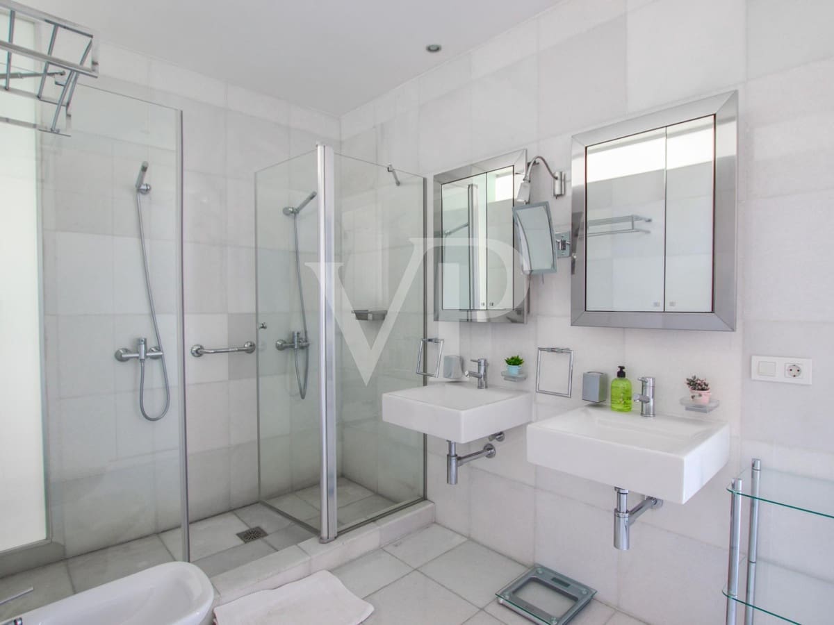 5 soverom Villa til salgs i Adeje med svømmebasseng - € 3 200 000 (Ref: 7803937)