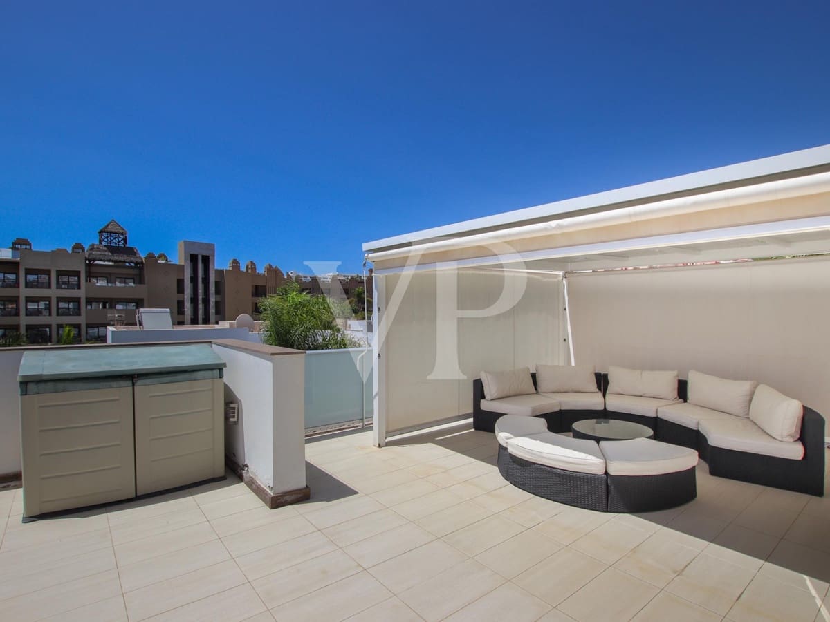 5 soverom Villa til salgs i Adeje med svømmebasseng - € 3 200 000 (Ref: 7803937)