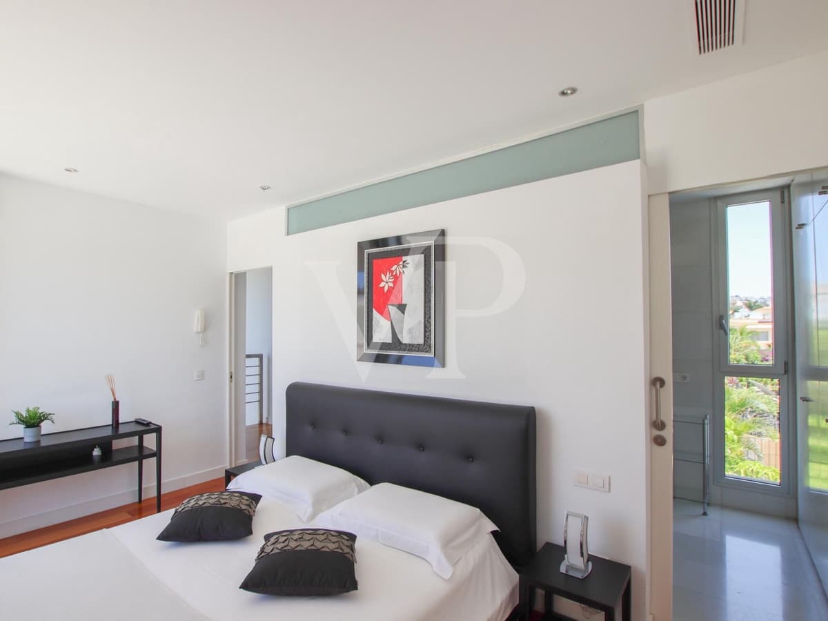 5 soverom Villa til salgs i Adeje med svømmebasseng - € 3 200 000 (Ref: 7803937)