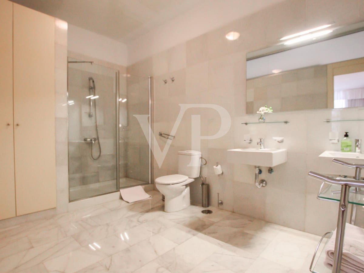 5 soverom Villa til salgs i Adeje med svømmebasseng - € 3 200 000 (Ref: 7803937)