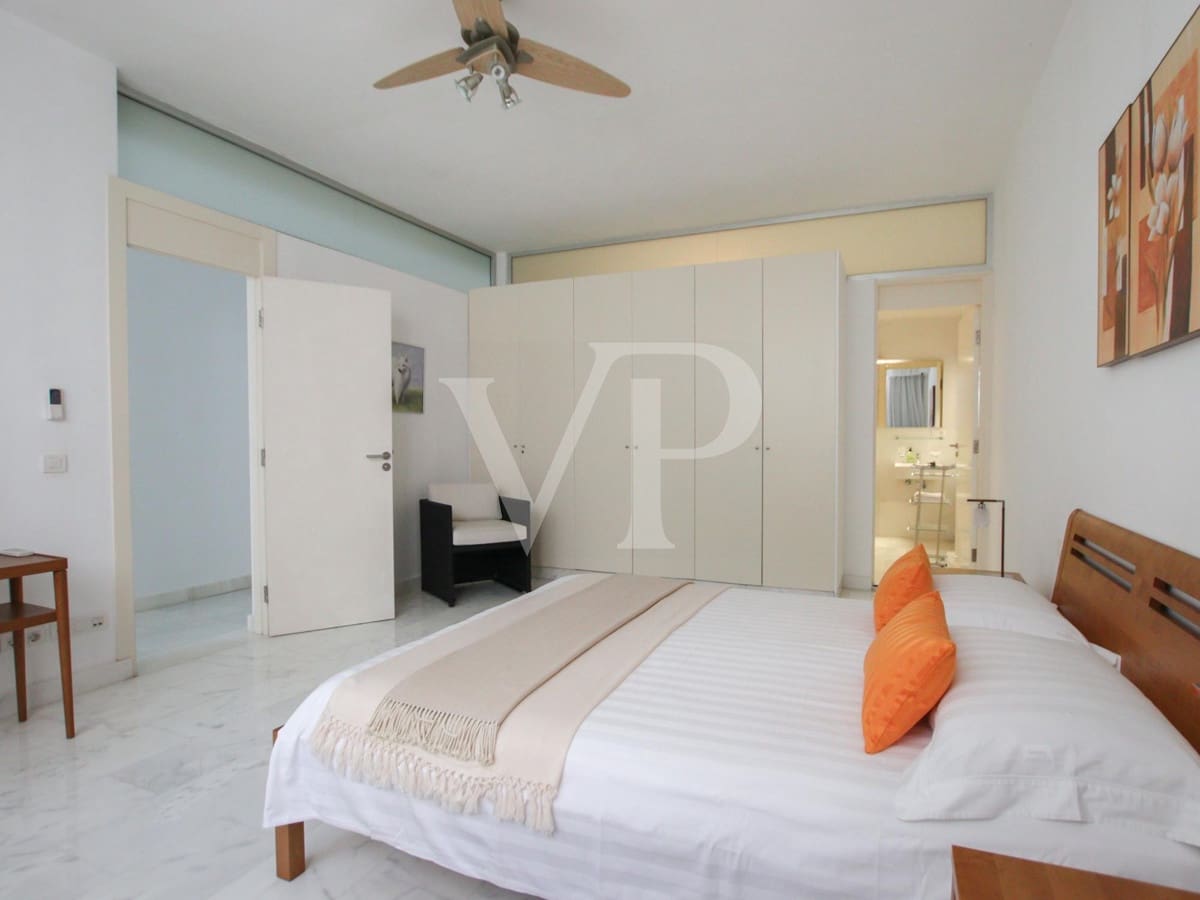 5 soverom Villa til salgs i Adeje med svømmebasseng - € 3 200 000 (Ref: 7803937)