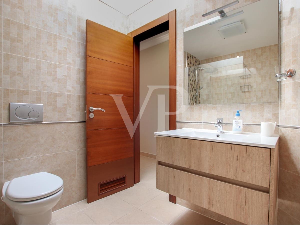 4 soveværelse Byhus til salg i Los Cristianos - € 775.000 (Ref: 7854158)