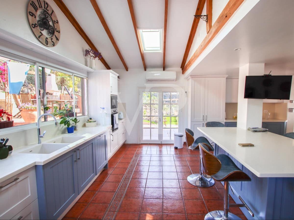 5 soverom Hus til salgs i Adeje med svømmebasseng - € 1 595 000 (Ref: 8079433)