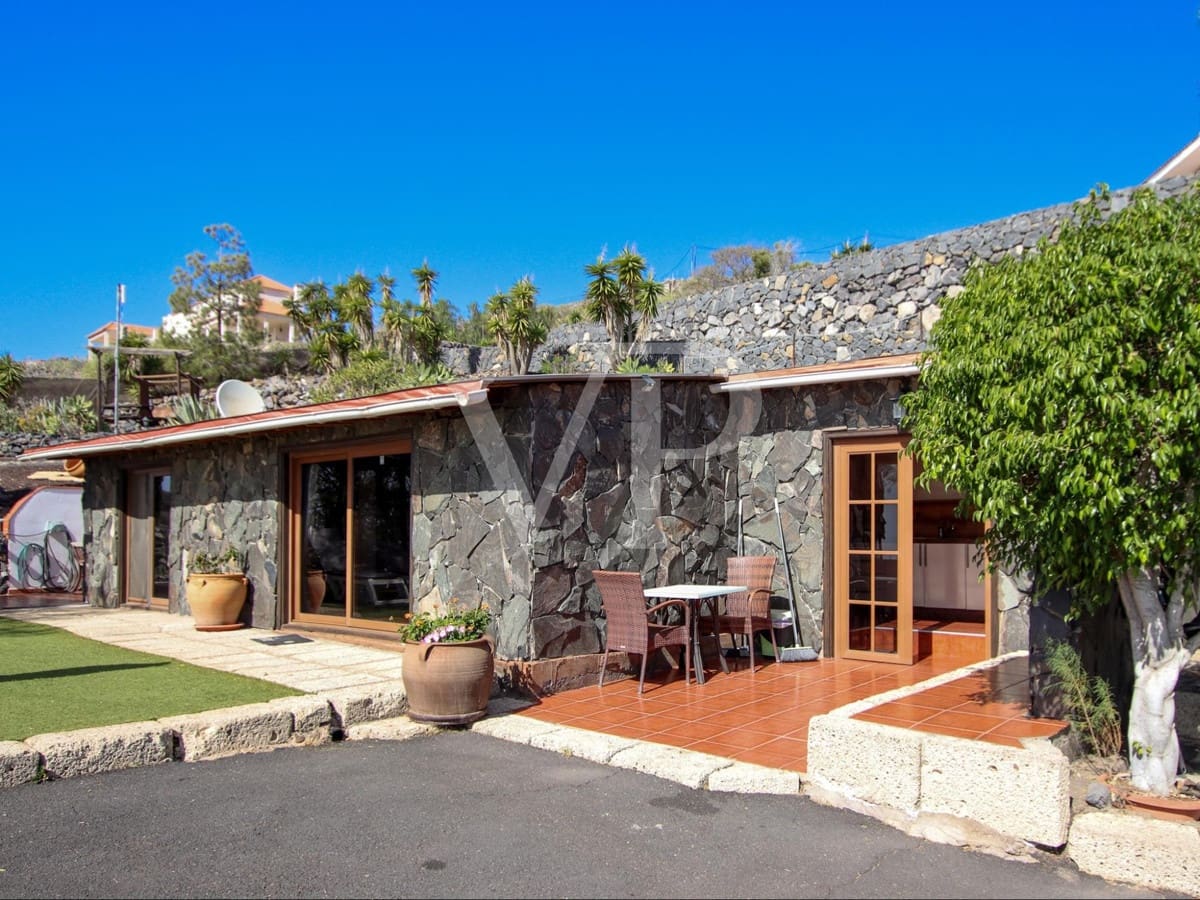 5 soverom Hus til salgs i Adeje med svømmebasseng - € 1 595 000 (Ref: 8079433)