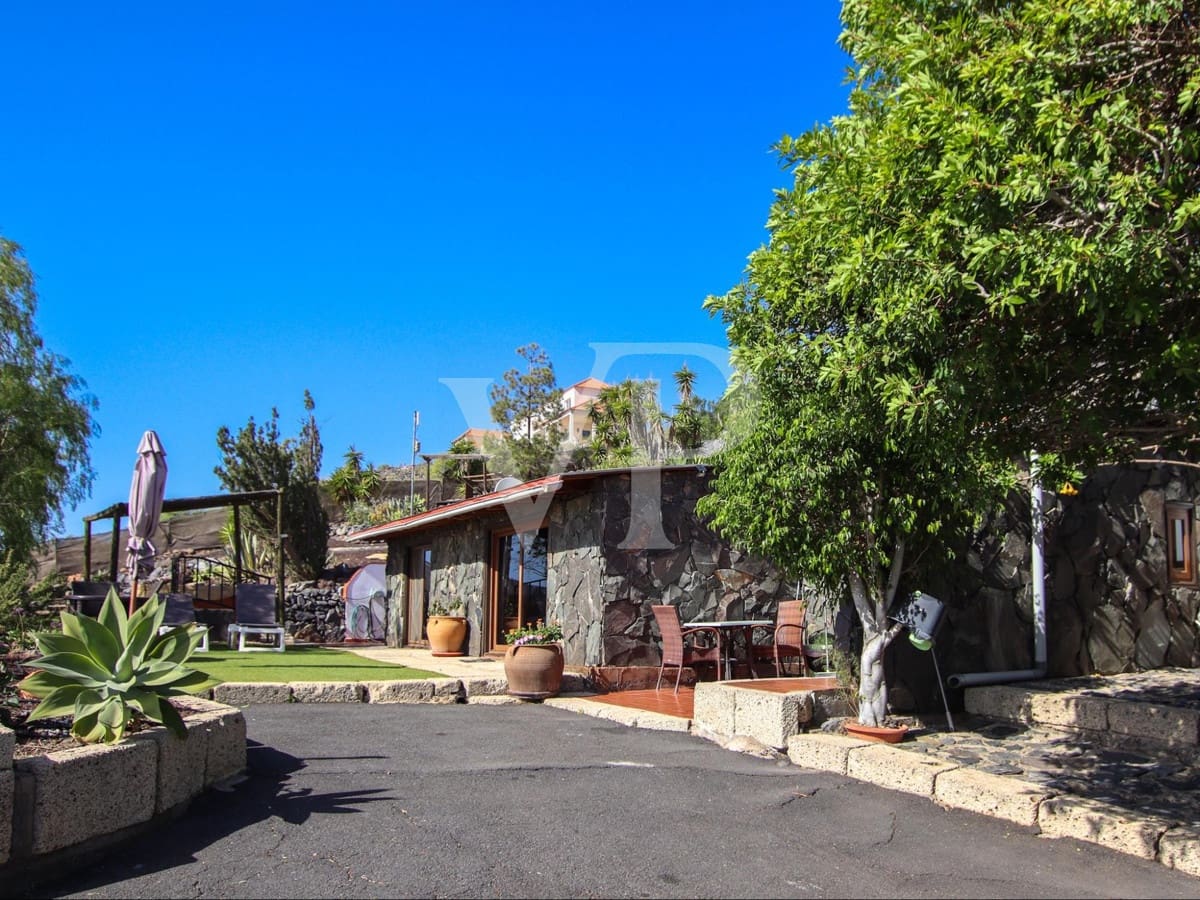 5 soverom Hus til salgs i Adeje med svømmebasseng - € 1 595 000 (Ref: 8079433)