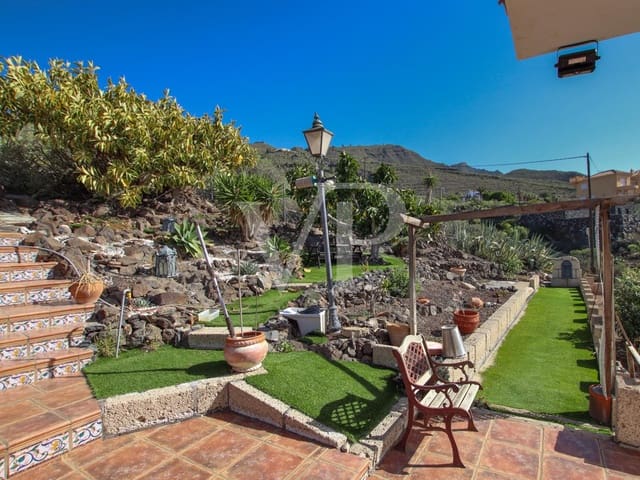 5 sypialnia Dom na sprzedaż w Casco Urbano, Adeje z basenem - 1 595 000 € (Ref: 8079433)