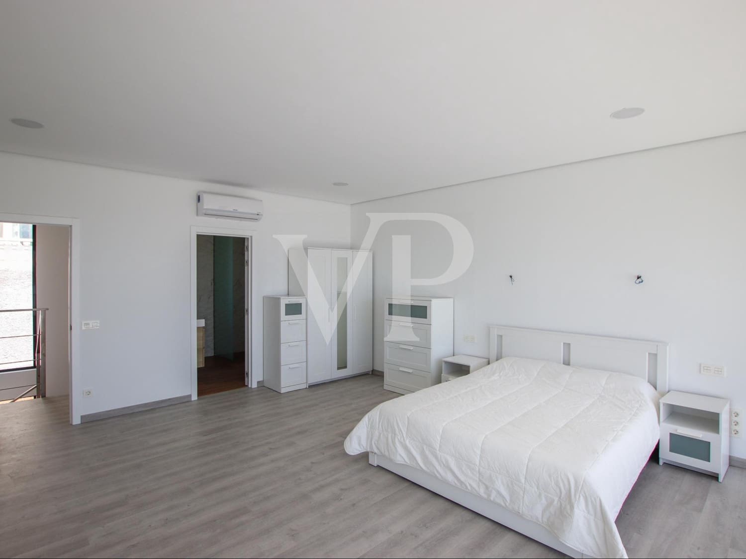 4 slaapkamer Villa te koop in El Madronal met zwembad - € 1.800.000 (Ref: 8324475)