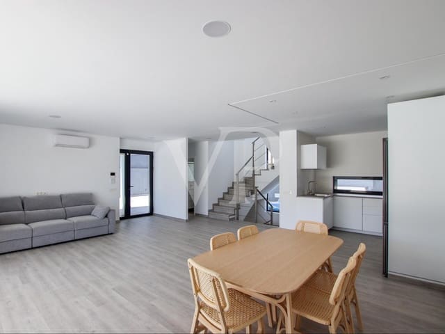 4 Zimmer Villa zu verkaufen in El Madroñal, Adeje mit Pool - 1.900.000 € (Ref: 8324475)