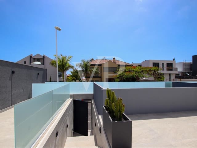 4 Zimmer Villa zu verkaufen in El Madroñal, Adeje mit Pool - 1.900.000 € (Ref: 8324475)