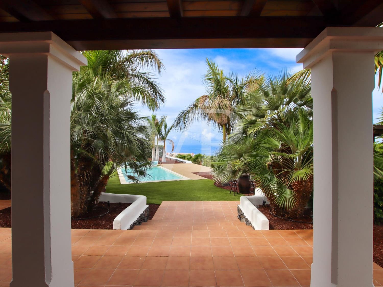 3 soverom Hus til salgs i Guia de Isora med svømmebasseng - € 1 450 000 (Ref: 8373380)