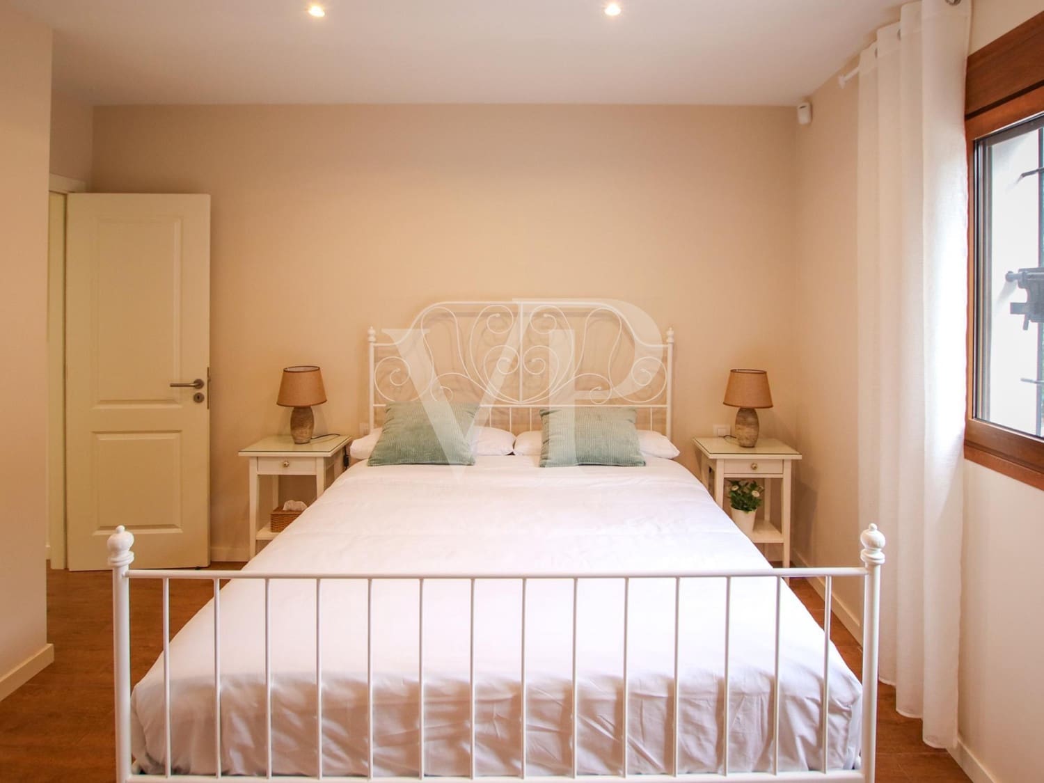 3 soverom Hus til salgs i Guia de Isora med svømmebasseng - € 1 450 000 (Ref: 8373380)