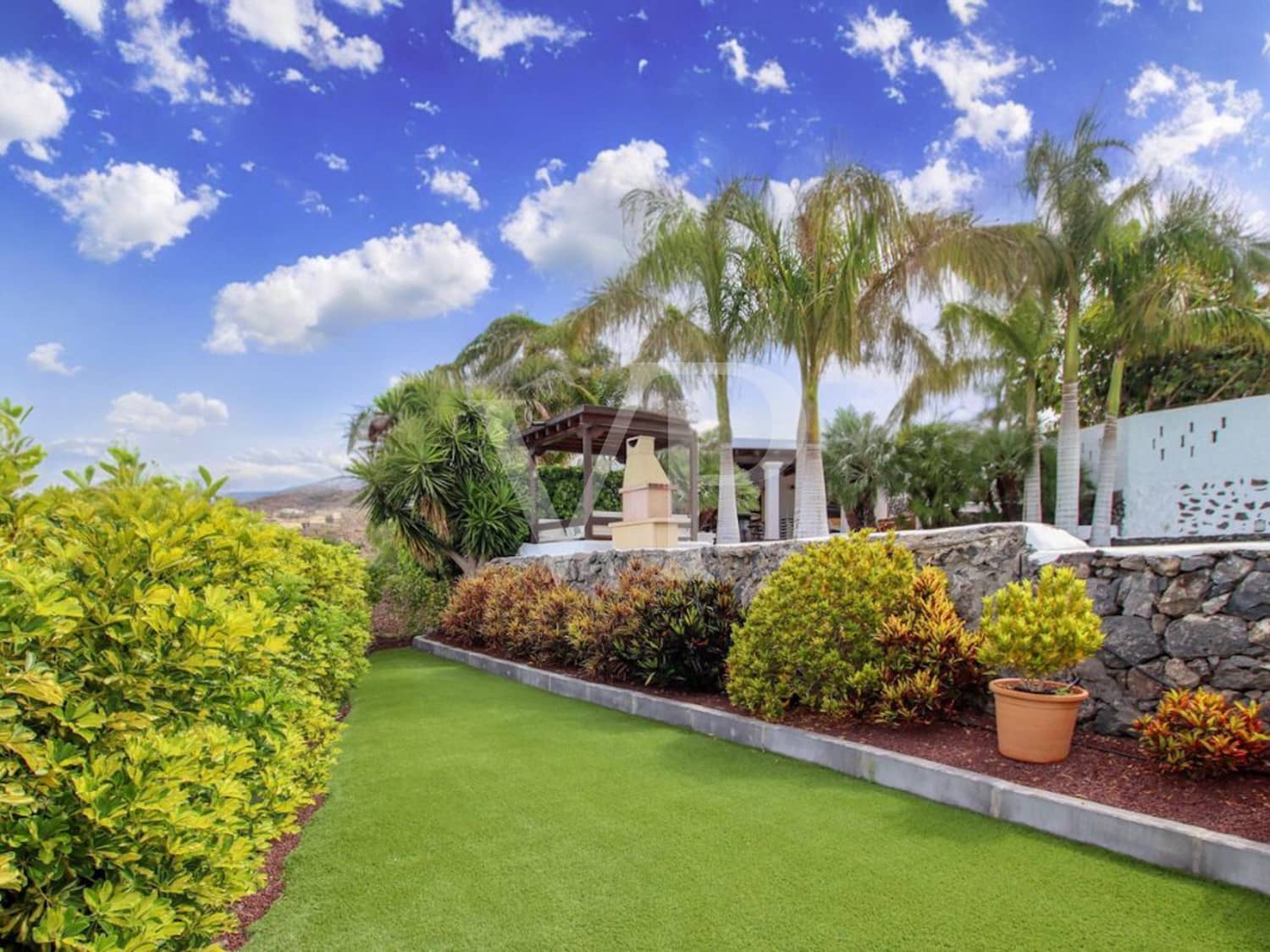 3 soverom Hus til salgs i Guia de Isora med svømmebasseng - € 1 450 000 (Ref: 8373380)