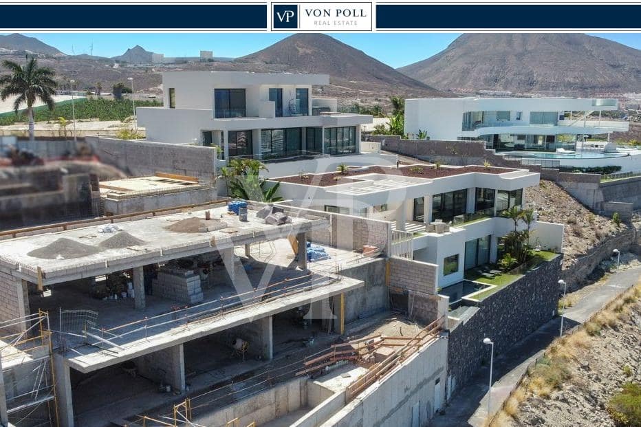 6 soveværelse Villa til salg i Adeje med swimmingpool - € 4.500.000 (Ref: 8382962)