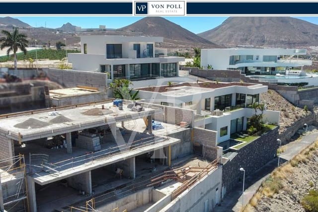 Chalet de 6 habitaciones en Torviscas Centro y Alto, Adeje en venta con piscina - 4.500.000 € (Ref: 8382962)