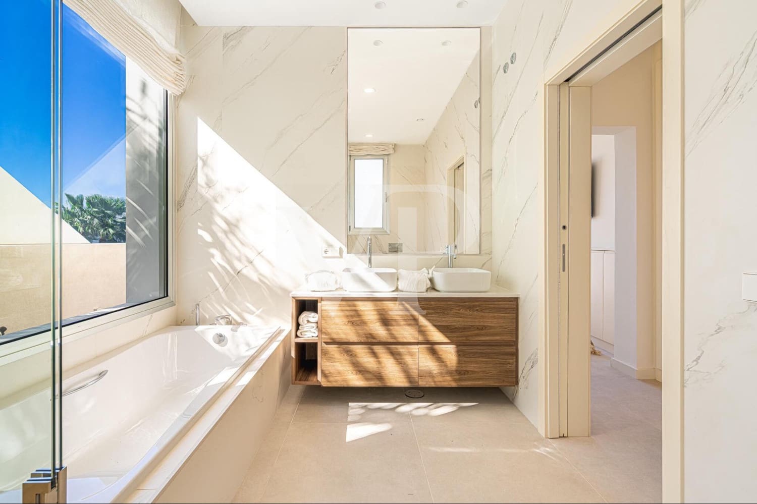 4 soveværelse Villa til salg i Guia de Isora med swimmingpool - € 5.000.000 (Ref: 8417558)