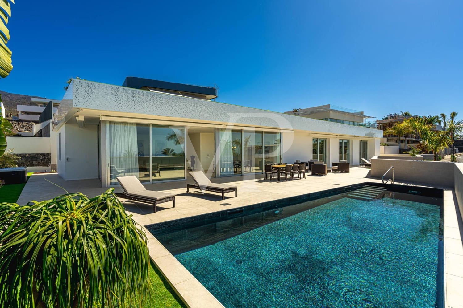 4 soveværelse Villa til salg i Guia de Isora med swimmingpool - € 5.000.000 (Ref: 8417558)