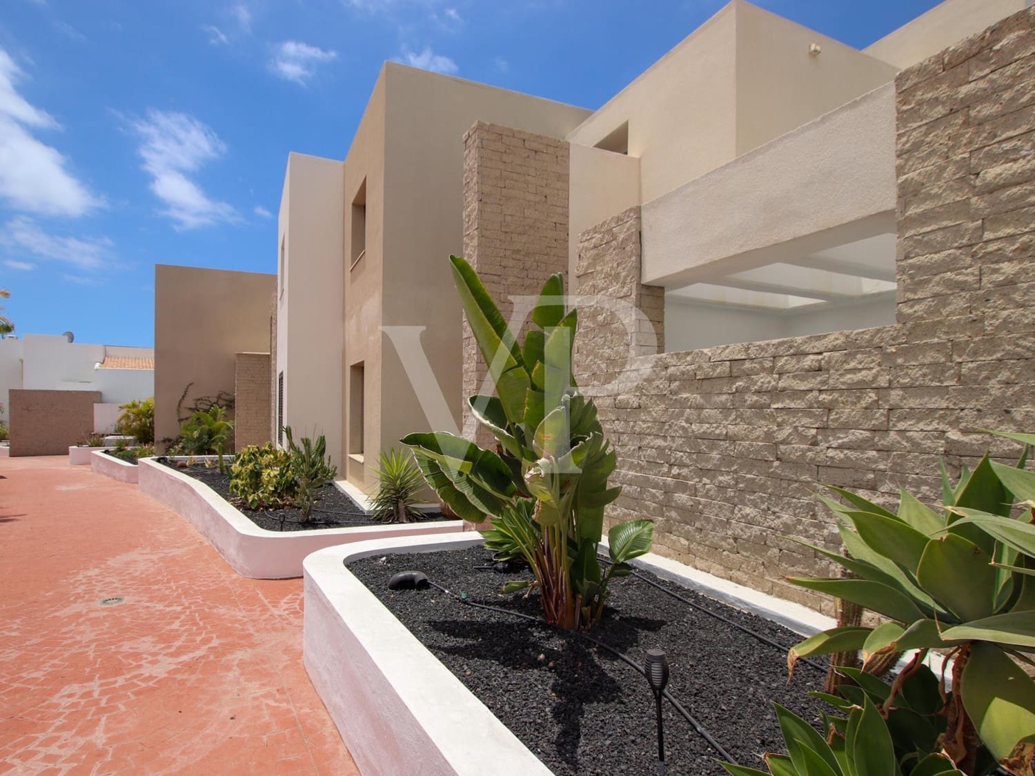 3 bedroom Villa for sale in Costa Adeje with pool - € 1,690,000 (Ref: 8590907)