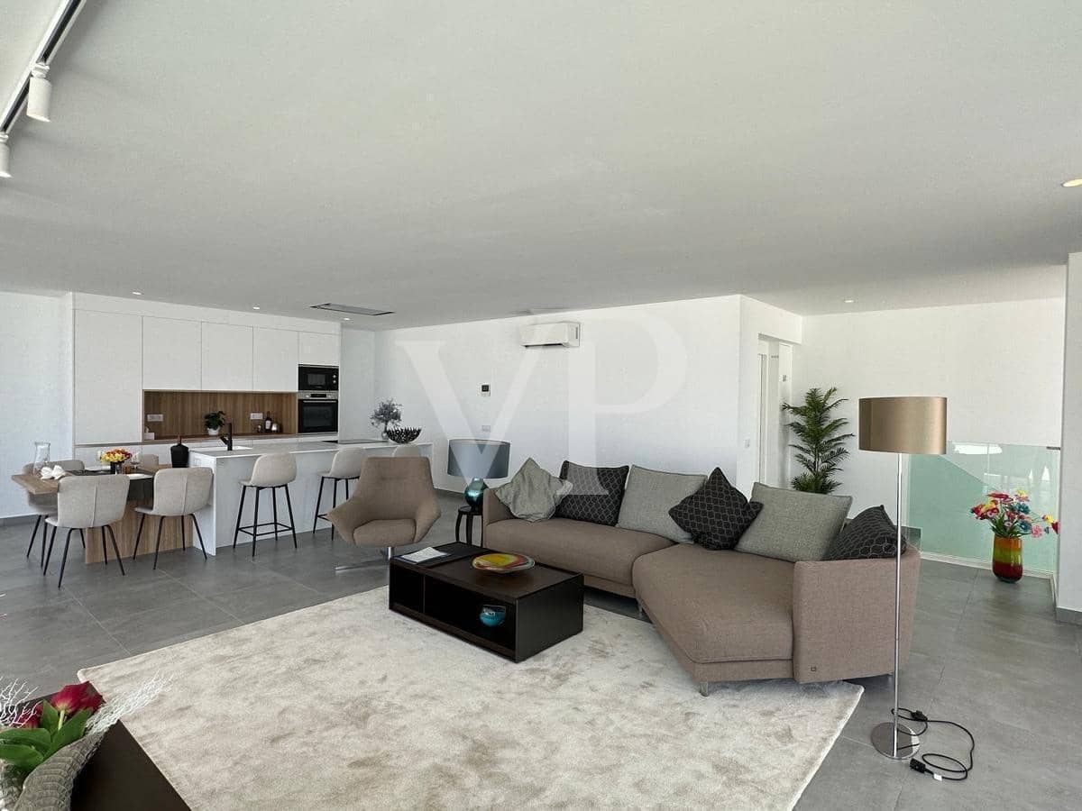 3 soverom Villa til salgs i Callao Salvaje med svømmebasseng - € 1 590 000 (Ref: 8599783)