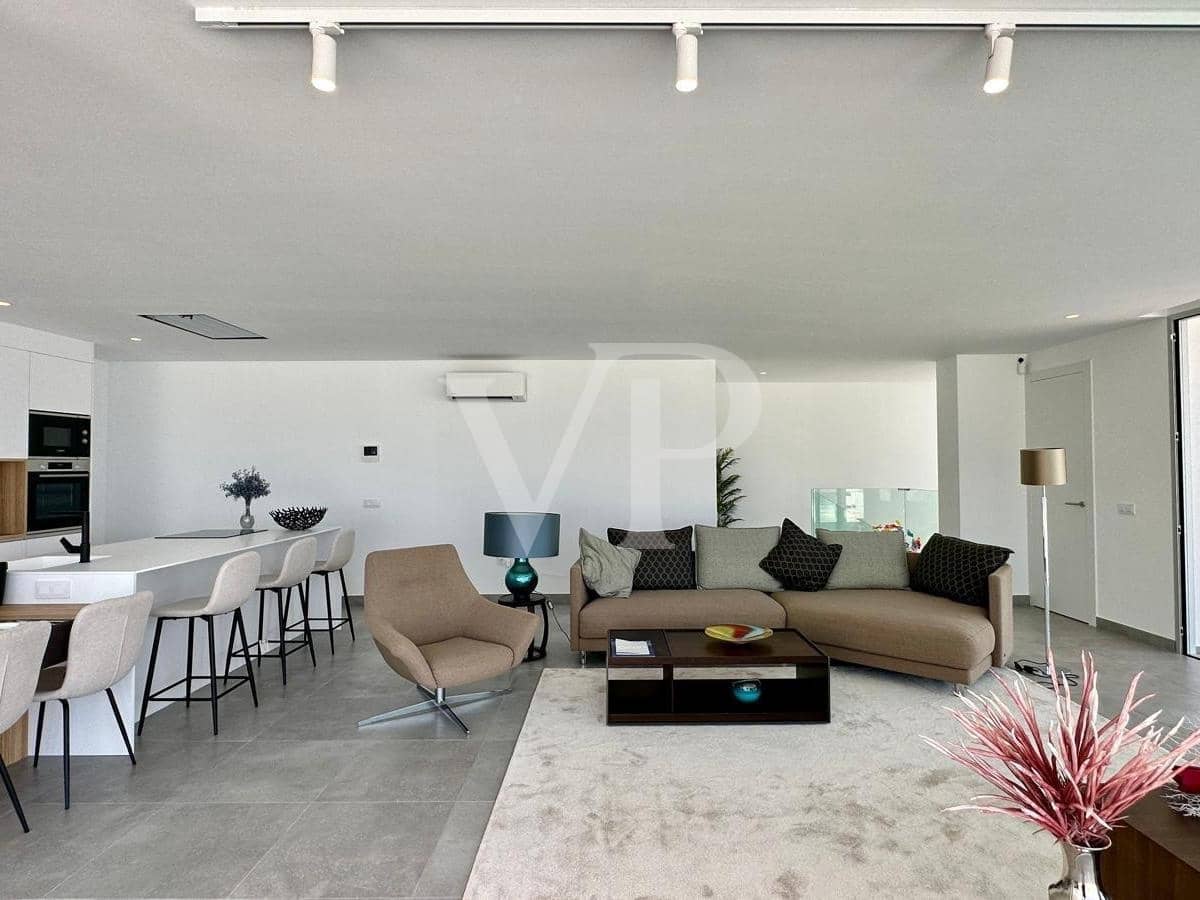 3 soverom Villa til salgs i Callao Salvaje med svømmebasseng - € 1 590 000 (Ref: 8599783)