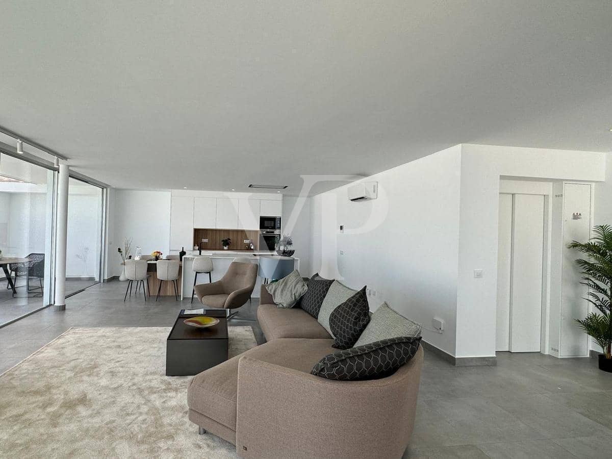 3 soverom Villa til salgs i Callao Salvaje med svømmebasseng - € 1 590 000 (Ref: 8599783)