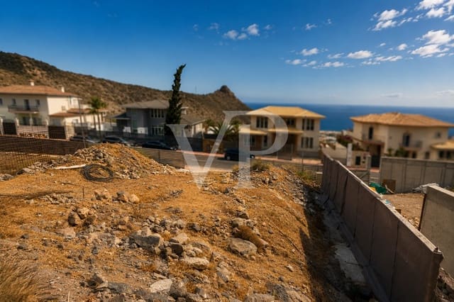 Landgrundstück zu verkaufen in Roque del Conde, Adeje - 750.000 € (Ref: 8677656)