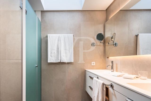 2 soverom Leilighet til salgs i Guía de Isora med svømmebasseng - € 945 000 (Ref: 8892831)