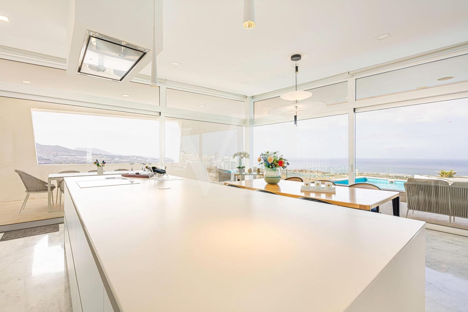 5 soveværelse Villa til salg i Costa Adeje med swimmingpool - € 6.500.000 (Ref: 8941379)