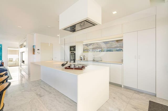 5 sovrum Villa till salu i Costa Adeje, Adeje med pool - 6 500 000 € (Ref: 8941379)