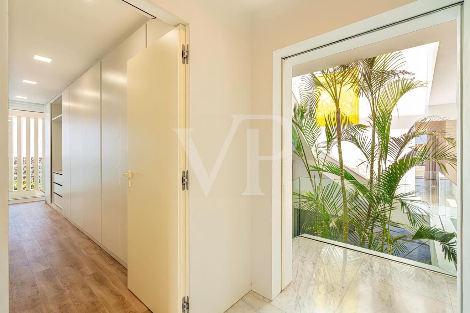 5 soveværelse Villa til salg i Costa Adeje med swimmingpool - € 6.500.000 (Ref: 8941379)