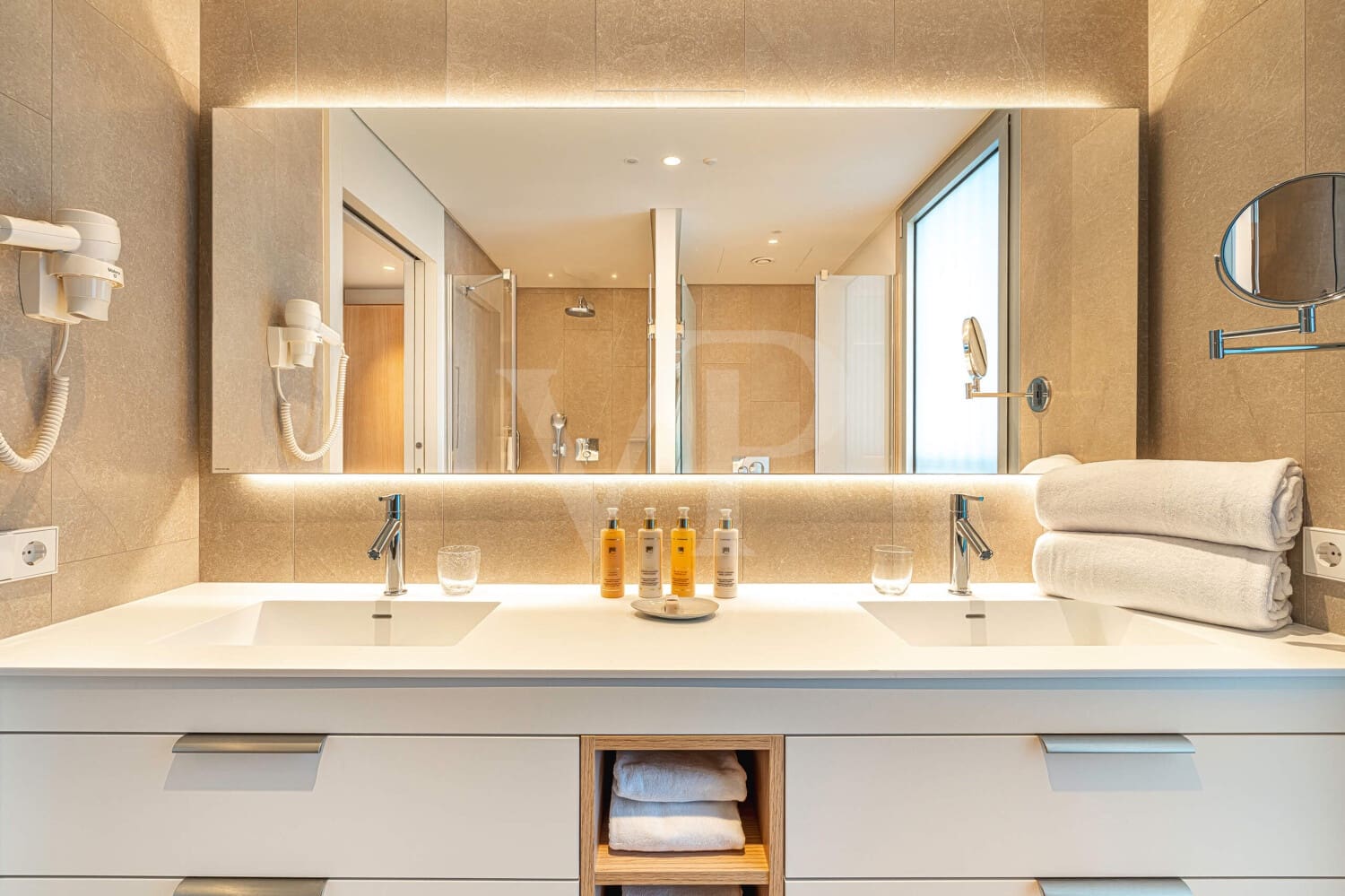 3 bedroom Penthouse for sale in Guia de Isora with pool - € 1,949,000 (Ref: 9029411)